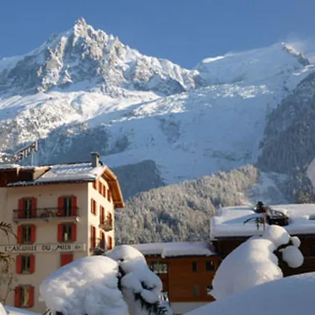 Hotel Aiguille Du Midi - & Restaurant 3*