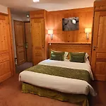 Hotel Aiguille Du Midi - & Restaurant Chamonix