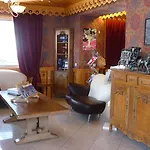Hotel Aiguille Du Midi - & Restaurant 3*