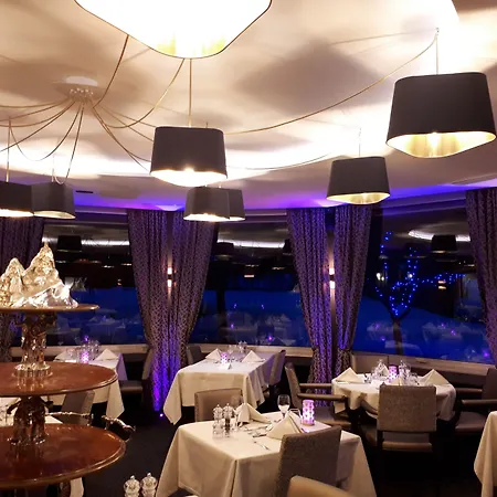 Aiguille Du Midi - & Restaurant Готель