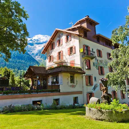Hotel Aiguille Du Midi 3*