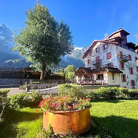 מלון Aiguille Du Midi - & Restaurant 3*